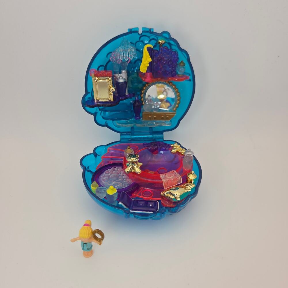 Vintage 1996 Polly Pocket Bluebird Sparkly Surprise Bubbly Bath + Polly figure